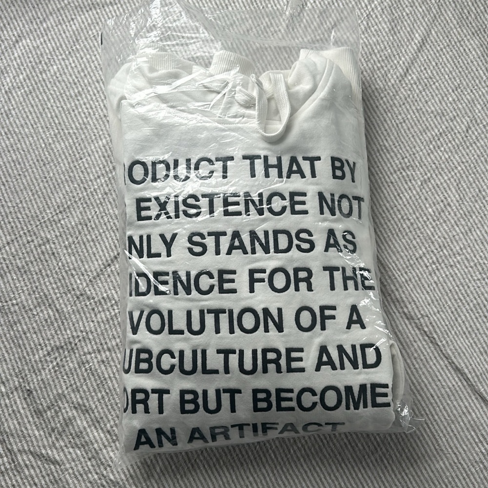 Burton White Hoodie with Black Text - Picture 5 of 8